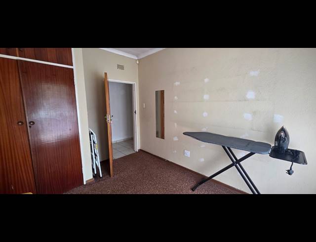 4 BEDROOM HOUSE FOR SALE IN VANDERBIJLPARK SE 2